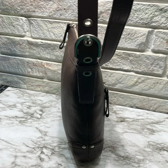 Coach Vintage Brown Pebbled Leather Crossbody Shoulder Bag Sling in GUC - Picture 3 of 16